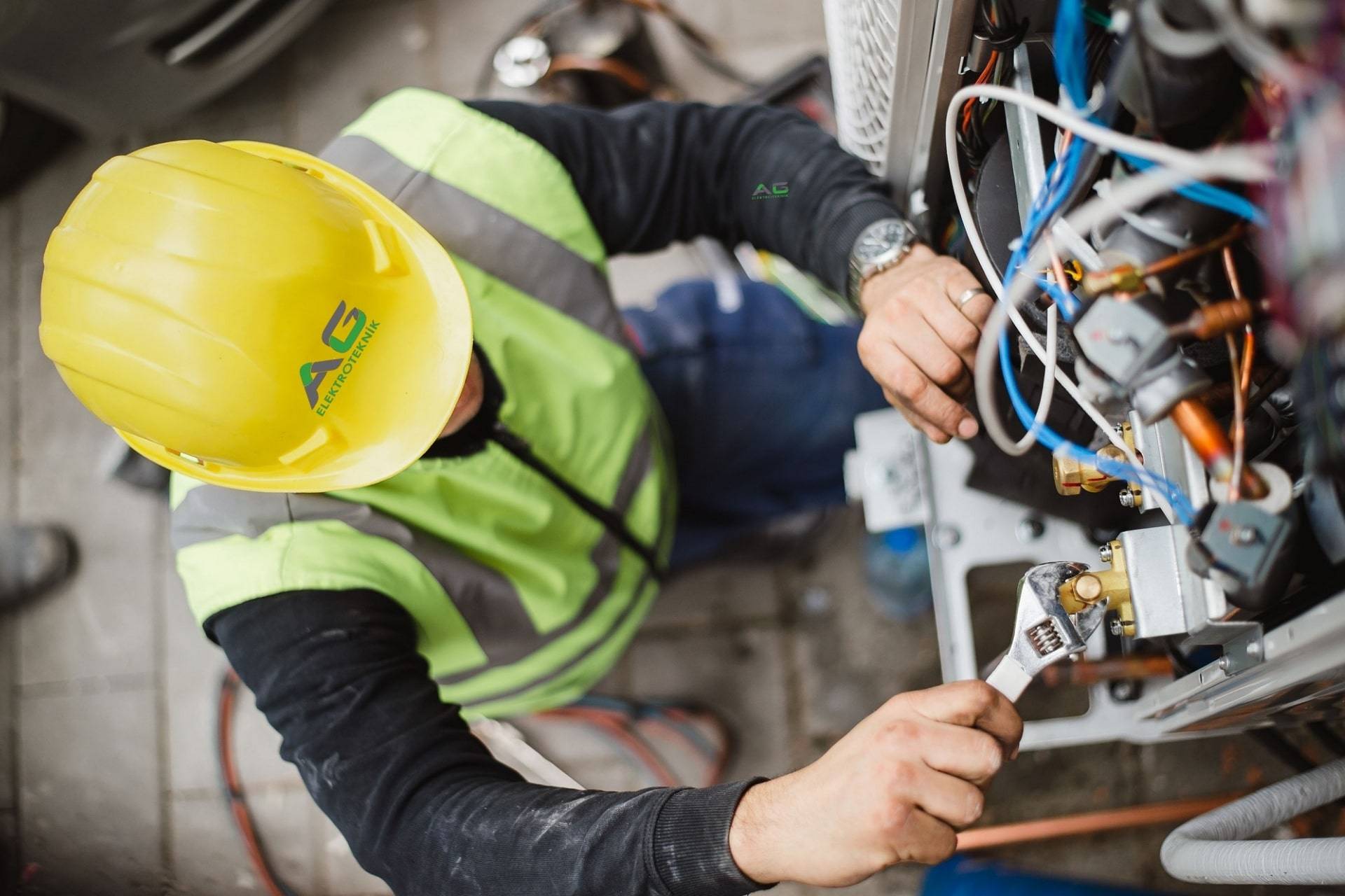 Anasayfa Slider3 Insaat Ictesisat Elektrik1AG Min